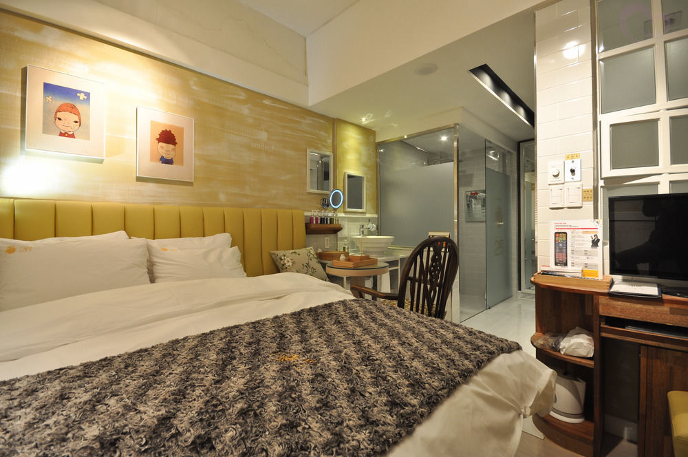 February Hotel Apsan 大邱 外观 照片